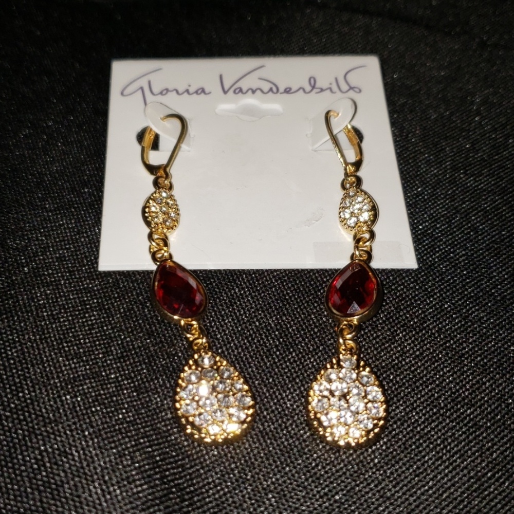 Ladies earrings